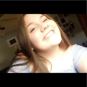 Meet your Posher, Lindsey